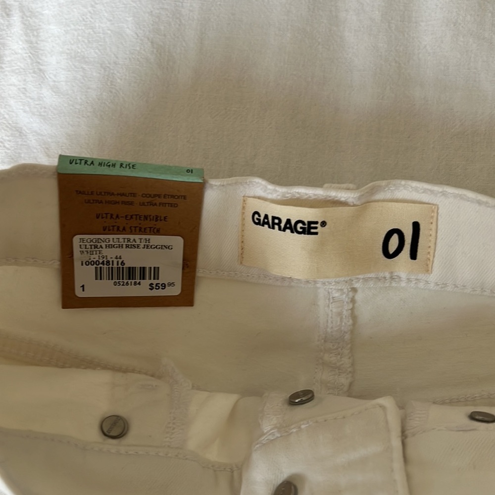 NWT Garage white jeans - Picture 2 of 6